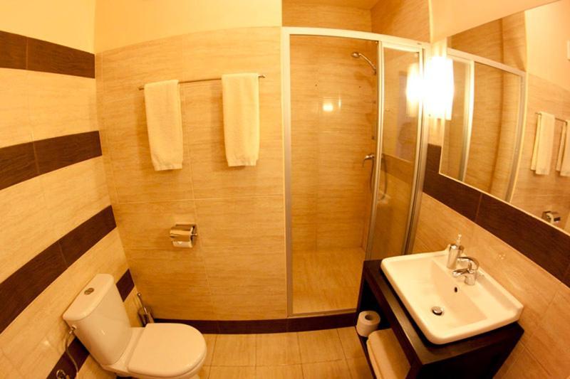 Bedrooms 3 Maja 15A Łódź Buitenkant foto